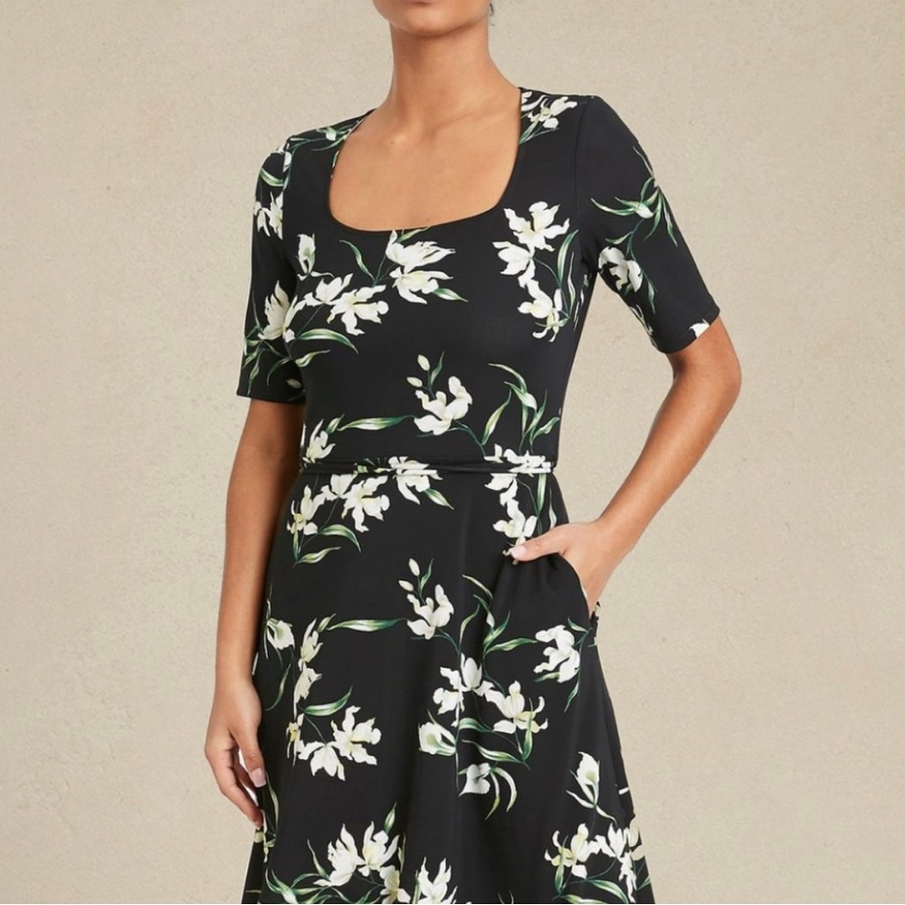 Banana republic a line square neck dress size M Tall